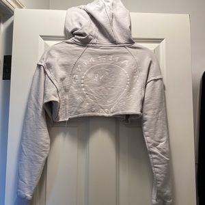 Cropped hoodie